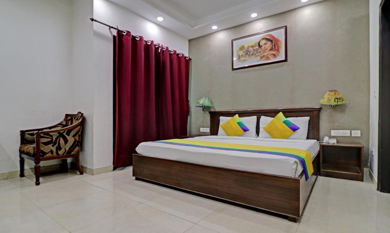 Itsy Hotels Hamlets Stay Нойда Экстерьер фото