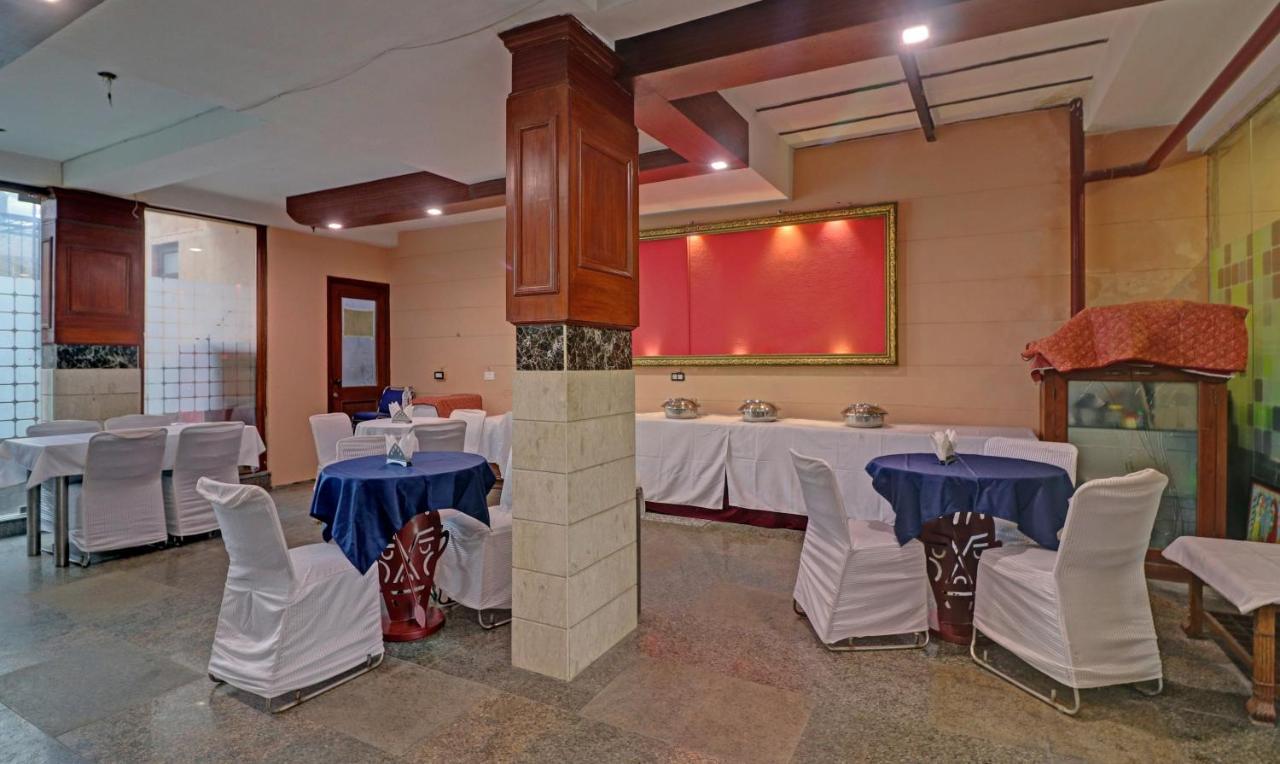 Itsy Hotels Hamlets Stay Нойда Экстерьер фото