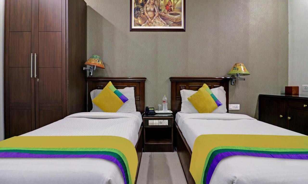 Itsy Hotels Hamlets Stay Нойда Экстерьер фото
